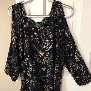 Open Sleeve blouse size 2X